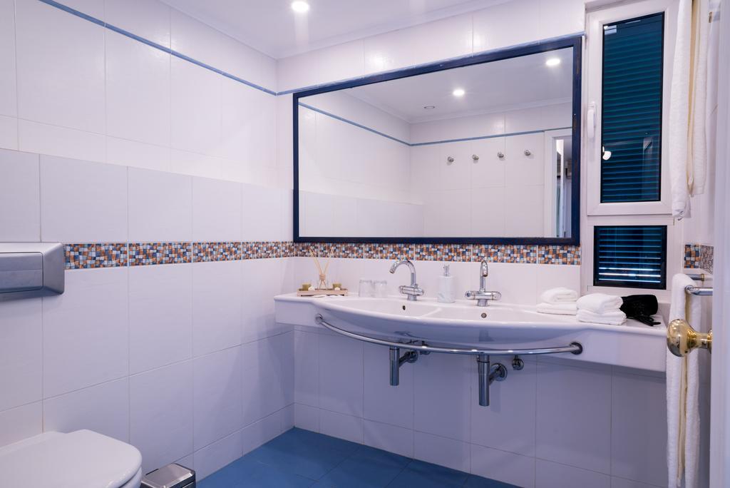 Arts In Penthouse Apartments Til Sol ฟุงชาล ภายนอก รูปภาพ